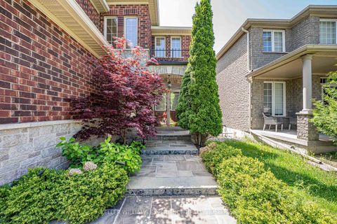 Photo 4 at 169 Birkhall Place, Shore, Barrie