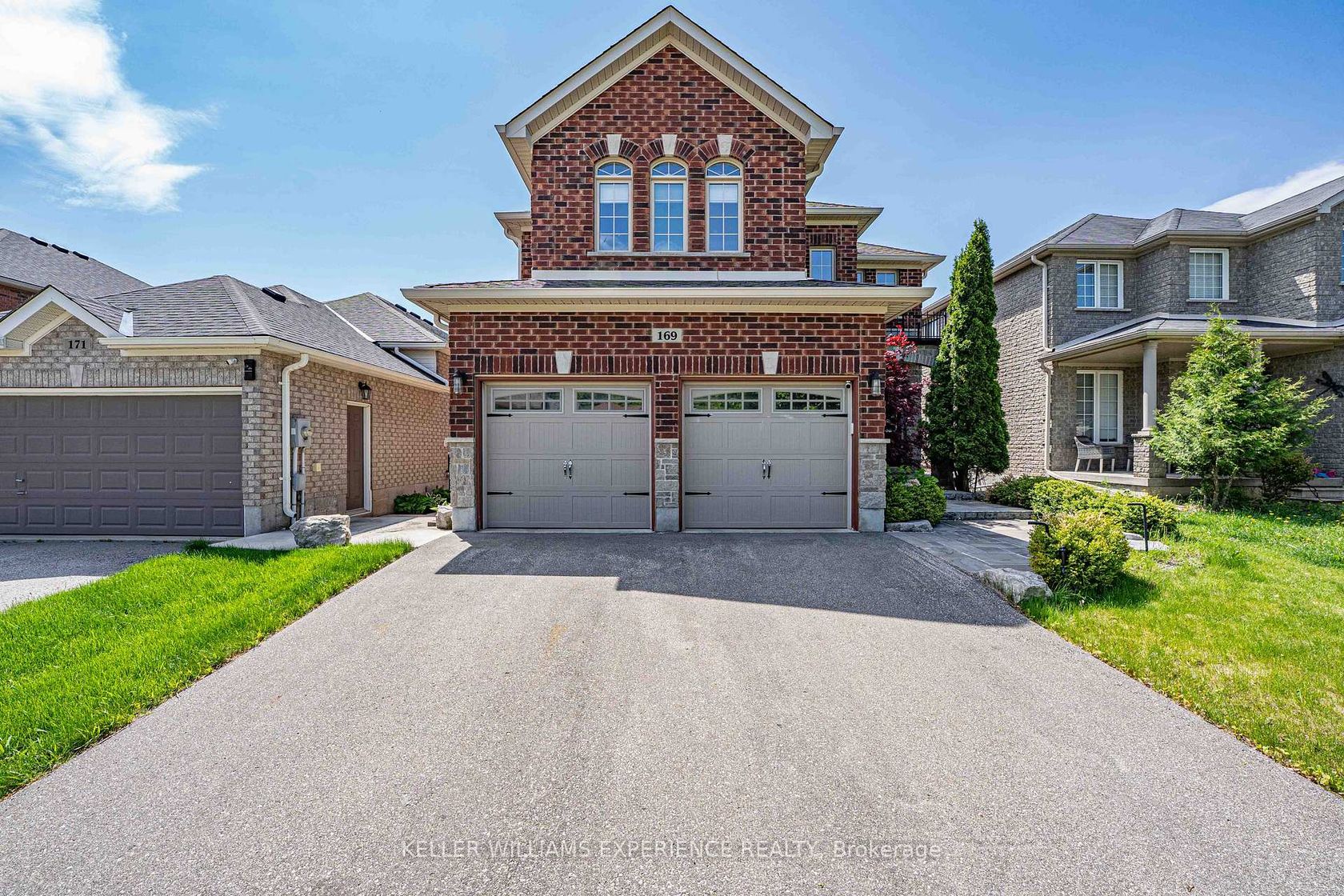 169 Birkhall Place, Shore, Barrie photo number 2