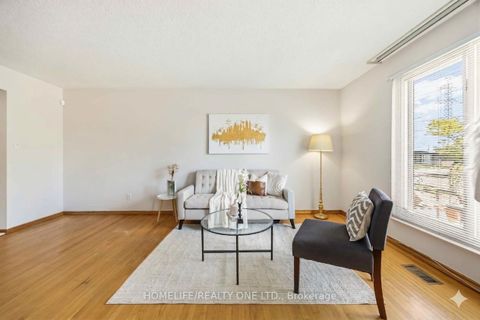 Photo 4 at 40 Wheatsheaf Crescent, Black Creek, Toronto