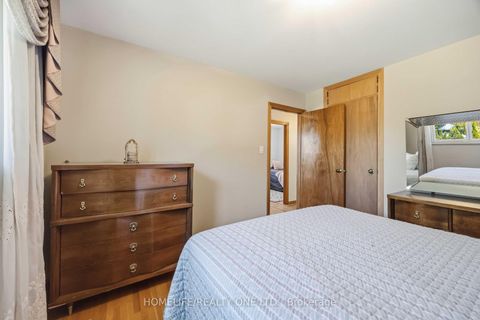 Photo 12 at 40 Wheatsheaf Crescent, Black Creek, Toronto