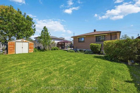 Photo 27 at 40 Wheatsheaf Crescent, Black Creek, Toronto