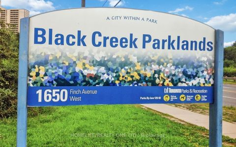 Photo 34 at 40 Wheatsheaf Crescent, Black Creek, Toronto