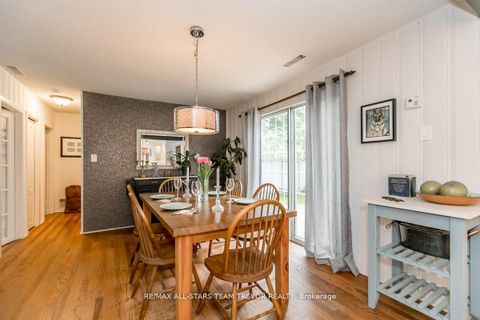 Photo 4 at 263 Pleasant Boulevard, Keswick South, Georgina