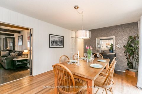 Photo 5 at 263 Pleasant Boulevard, Keswick South, Georgina