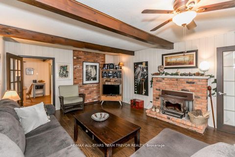 Photo 11 at 263 Pleasant Boulevard, Keswick South, Georgina
