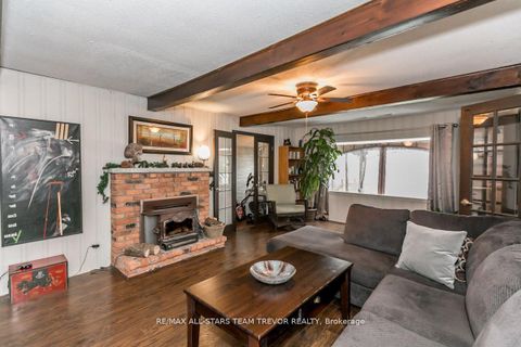 Photo 12 at 263 Pleasant Boulevard, Keswick South, Georgina