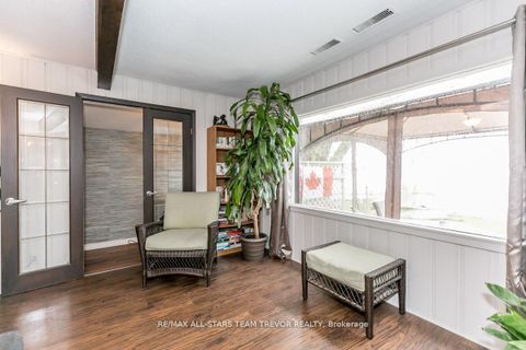 Photo 14 at 263 Pleasant Boulevard, Keswick South, Georgina