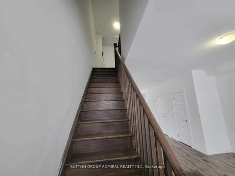 Photo 9 at 17 - 540 Essa Road, Holly, Barrie