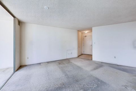 Photo 5 at 906 - 270 Queens Quay W, Waterfront Communities C1, Toronto