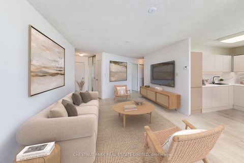 Photo 6 at 906 - 270 Queens Quay W, Waterfront Communities C1, Toronto