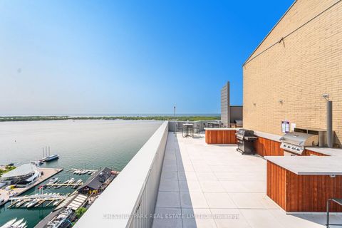 Photo 23 at 906 - 270 Queens Quay W, Waterfront Communities C1, Toronto