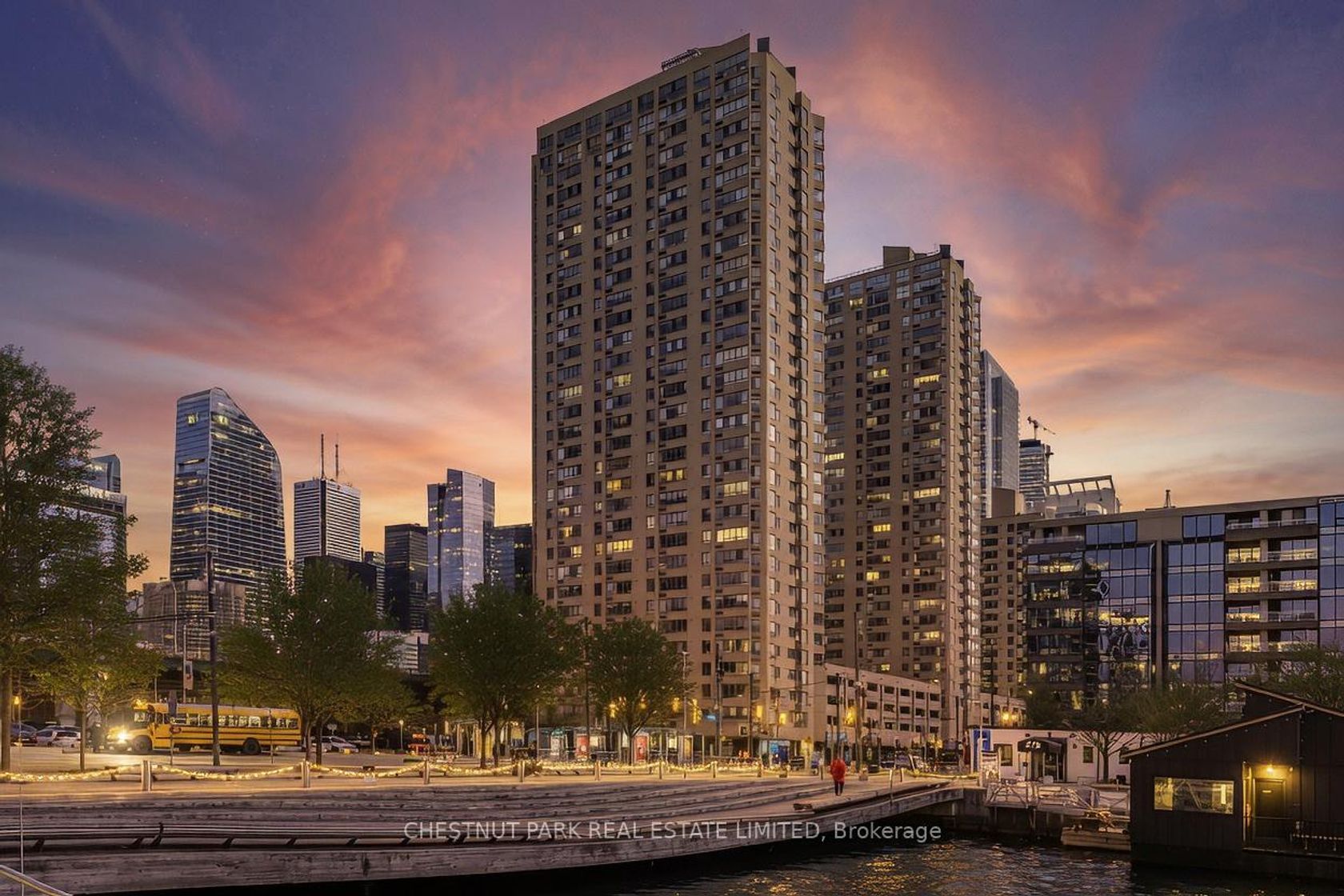 906 - 270 Queens Quay W, Waterfront Communities C1, Toronto 