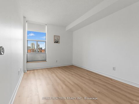 Photo 16 at 505 - 20 Fashion Roseway, Willowdale East, Toronto