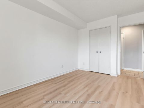 Photo 17 at 505 - 20 Fashion Roseway, Willowdale East, Toronto