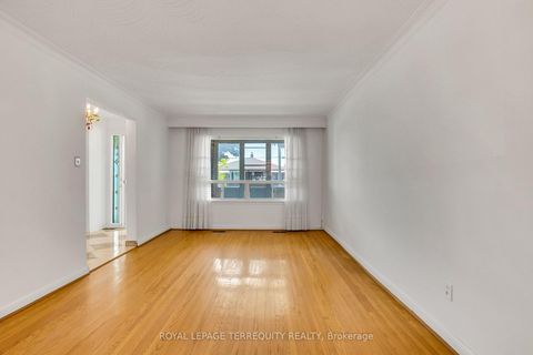 Photo 14 at 57 Calico Drive, Jane Heights, Toronto
