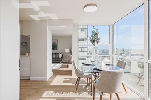 Photo 10 at 706 - 30 Harding Boulevard, Harding, Richmond Hill