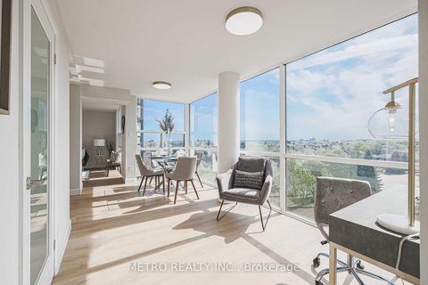 Photo 14 at 706 - 30 Harding Boulevard, Harding, Richmond Hill