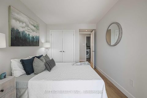 Photo 16 at 706 - 30 Harding Boulevard, Harding, Richmond Hill