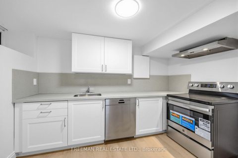 Photo 34 at 129 Indian Road, Swansea, Toronto