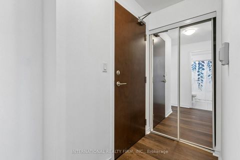 Photo 2 at 1011 - 3391 Bloor Street W, City Centre West, Toronto