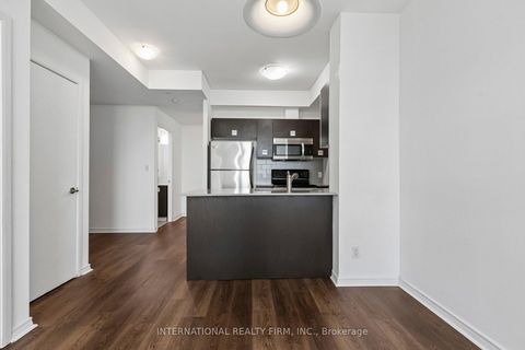 Photo 3 at 1011 - 3391 Bloor Street W, City Centre West, Toronto
