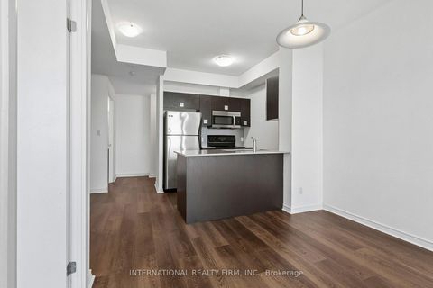 Photo 5 at 1011 - 3391 Bloor Street W, City Centre West, Toronto