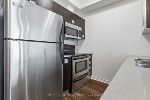 Photo 19 at 1011 - 3391 Bloor Street W, City Centre West, Toronto