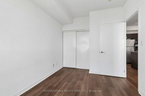 Photo 23 at 1011 - 3391 Bloor Street W, City Centre West, Toronto