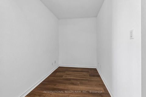 Photo 28 at 1011 - 3391 Bloor Street W, City Centre West, Toronto