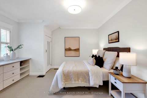 Photo 13 at 150 Briar Hill Avenue, Lawrence Park South, Toronto
