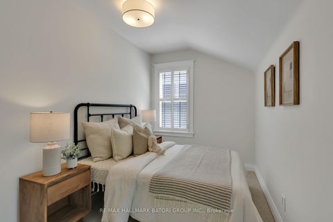 Photo 19 at 150 Briar Hill Avenue, Lawrence Park South, Toronto
