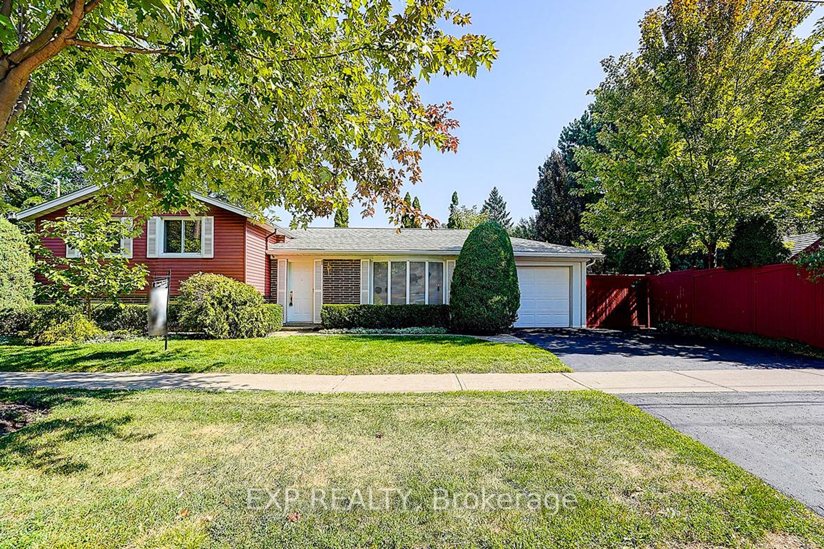 62 Kempsell Crescent, Don Valley Village, Toronto 