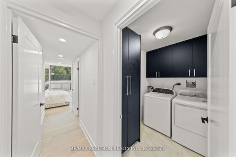 Photo 24 at 210 - 7300 Yonge Street, Yorkhill, Vaughan