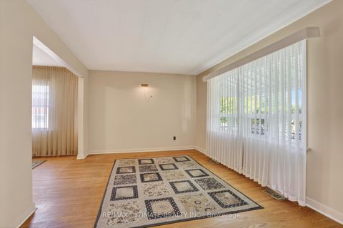 Photo 8 at 1494 Danforth Road, Bendale, Toronto