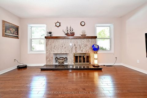Photo 8 at 48 Haskell Crescent, Aurora Highlands, Aurora