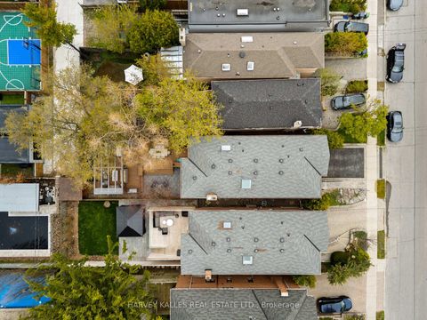 Photo 3 at 434 Bedford Park Avenue, Nortown, Toronto