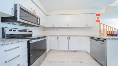 Photo 11 at 4 - 624 Rexdale Boulevard, Clairville, Toronto