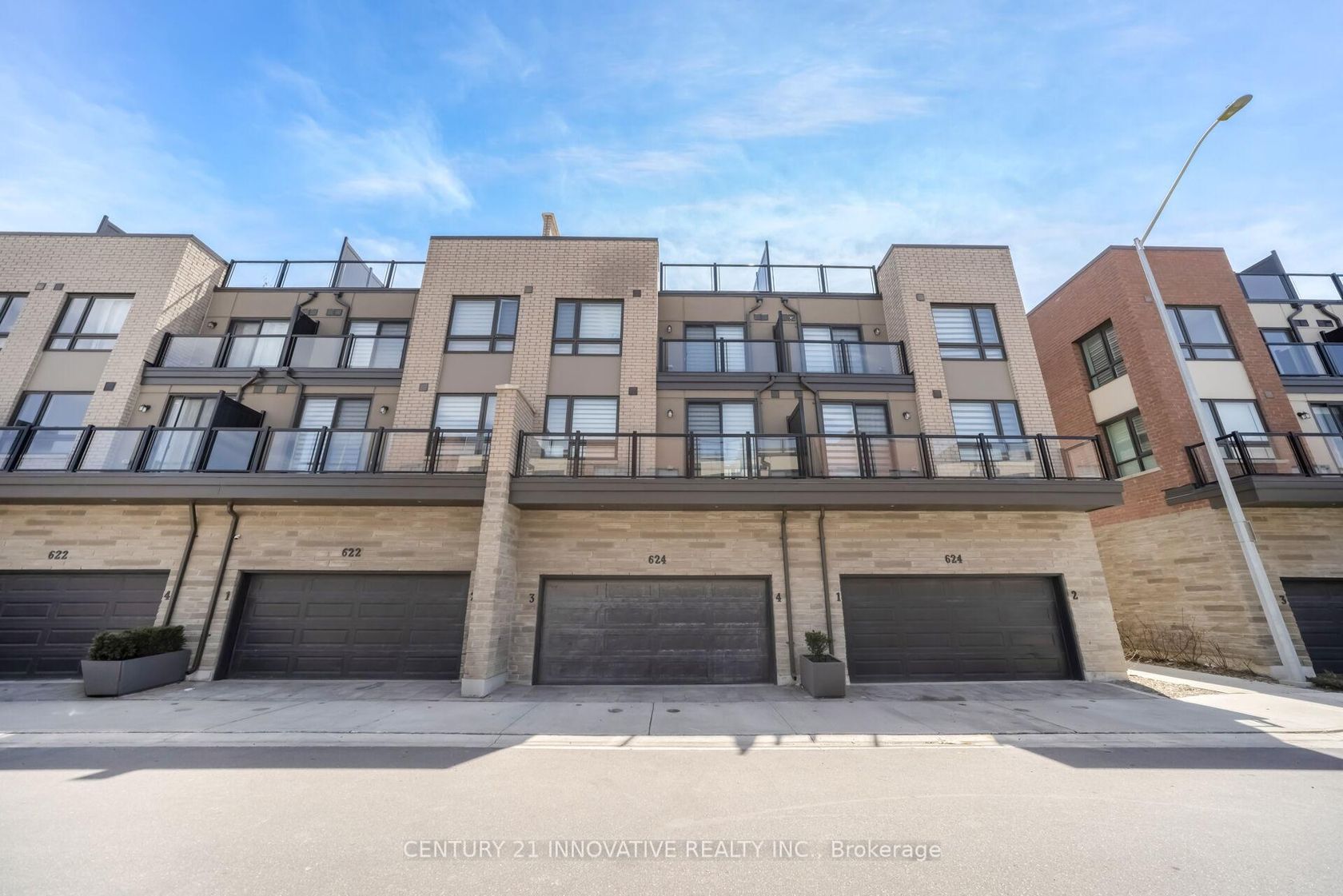4 - 624 Rexdale Boulevard, Clairville, Toronto 