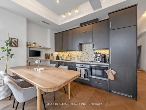 Photo 4 at 914 - 23 Glebe Road W, Eglinton, Toronto