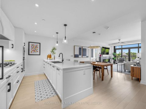 Photo 4 at 605 - 1 Strathgowan Avenue, Lawrence Park South, Toronto