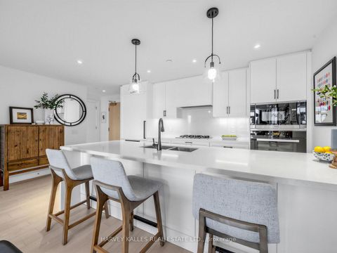 Photo 7 at 605 - 1 Strathgowan Avenue, Lawrence Park South, Toronto