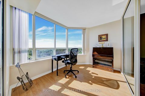 Photo 15 at 2027 - 3 Greystone Walk Drive, Kennedy Park, Toronto