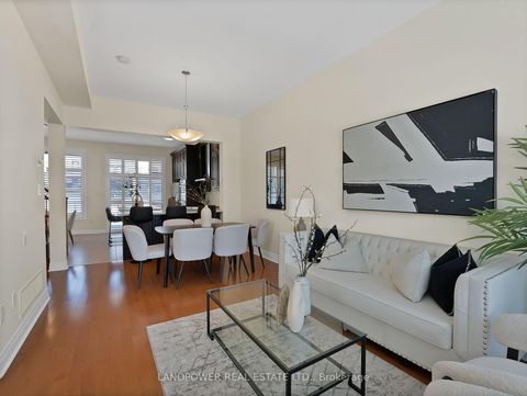 Photo 10 at 8 Aylin Crescent, Patterson, Vaughan