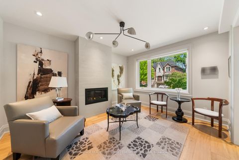Photo 3 at 565 Deloraine Avenue, Nortown, Toronto