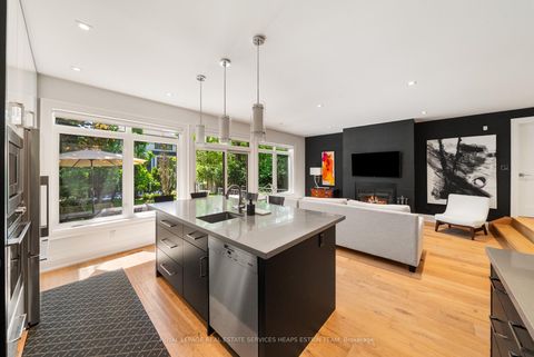 Photo 14 at 565 Deloraine Avenue, Nortown, Toronto