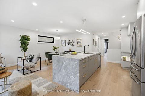 Photo 4 at 52 Burncrest Drive, Nortown, Toronto