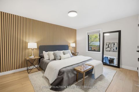 Photo 22 at 52 Burncrest Drive, Nortown, Toronto