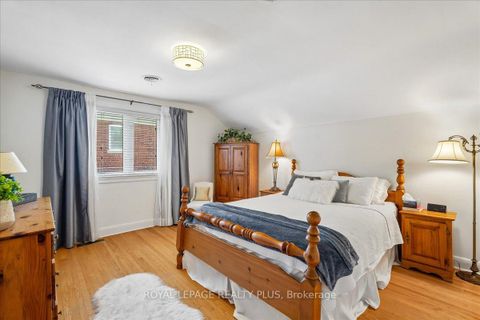 Photo 19 at 42 Roseview Avenue, Crosby, Richmond Hill