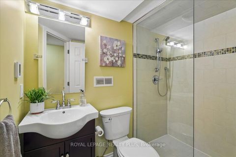 Photo 30 at 42 Roseview Avenue, Crosby, Richmond Hill