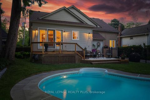 Photo 39 at 42 Roseview Avenue, Crosby, Richmond Hill